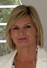 Julie Dryden-Hall