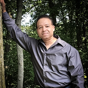 Antonion Borges, Author